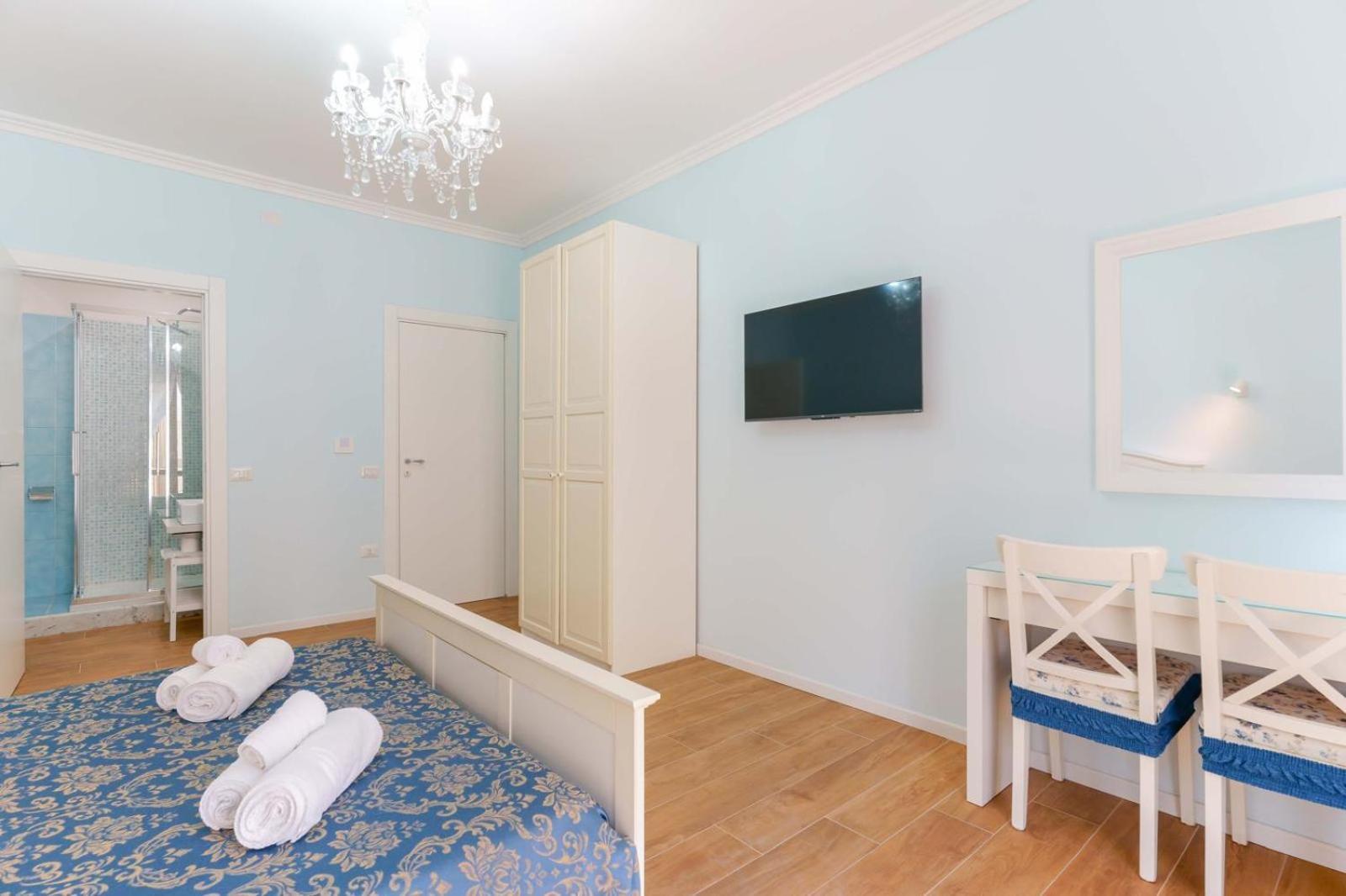 Al Teatro Lirico Hotel Cagliari Buitenkant foto