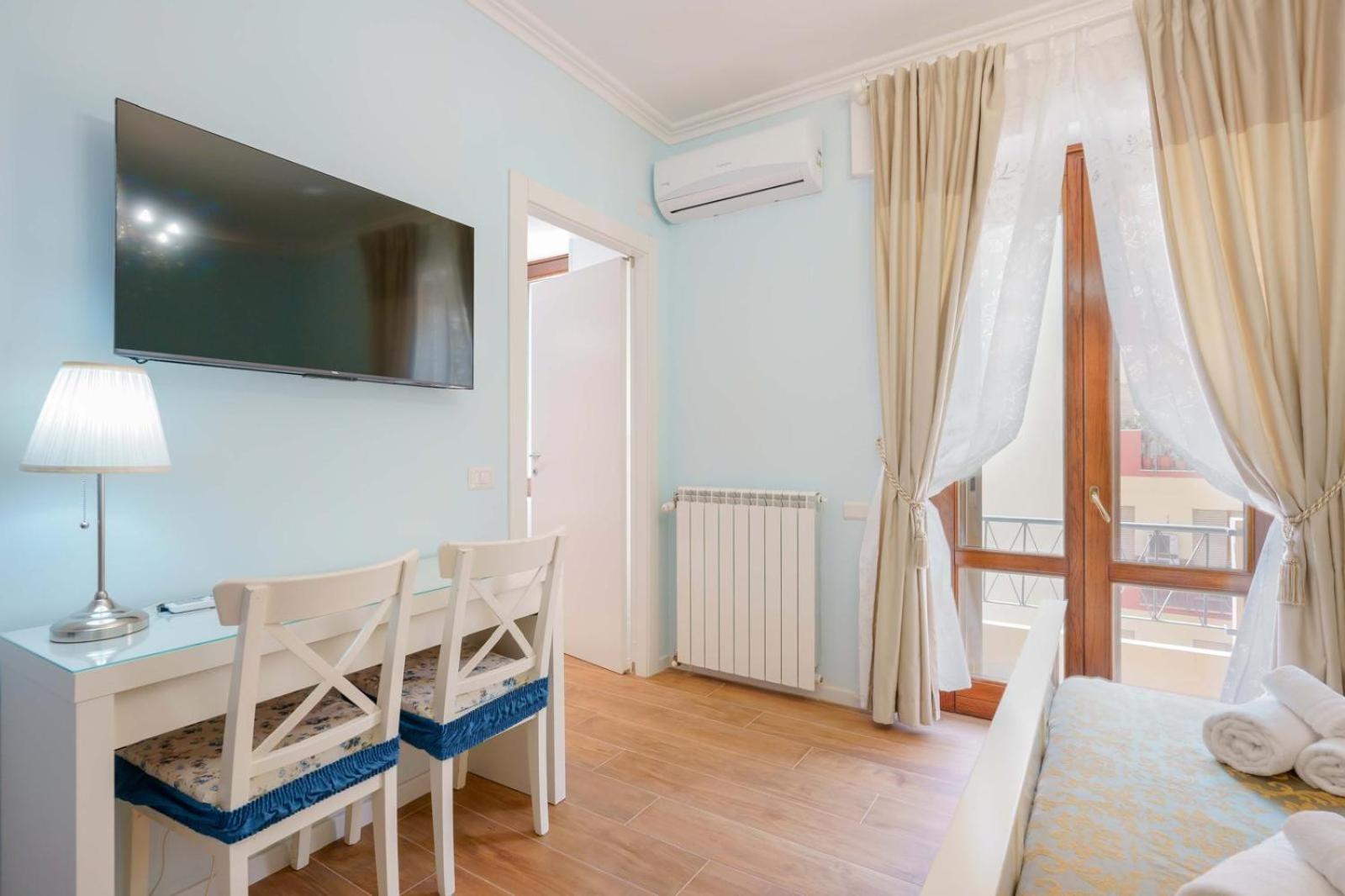 Al Teatro Lirico Hotel Cagliari Buitenkant foto